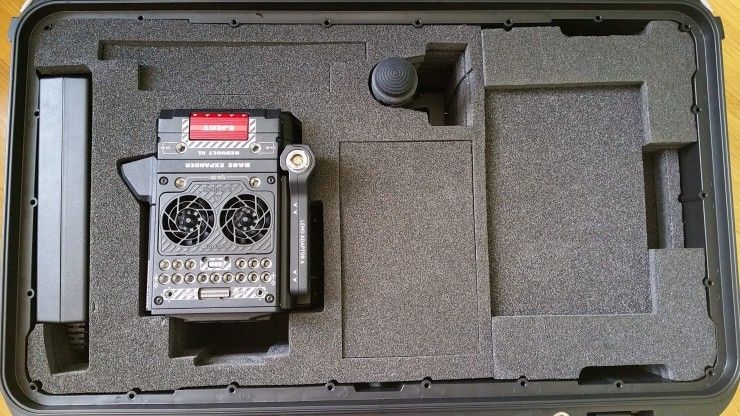 curt_pair_red_weapon_magnesium_case_1.jpg