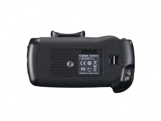 canon_eos1dc_bottom