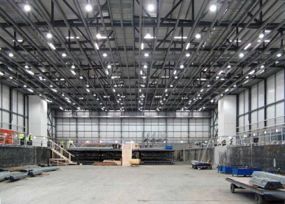 007_stage_at_pinewood_studios
