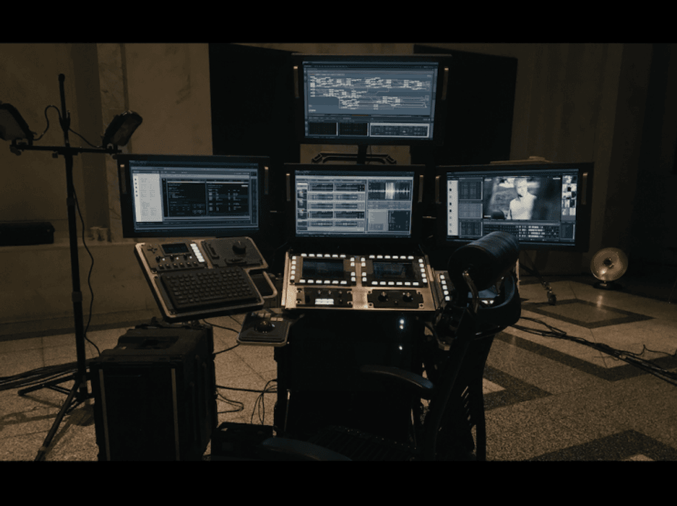 12-mile22_overwatchconsole01_robynhaddow_0
