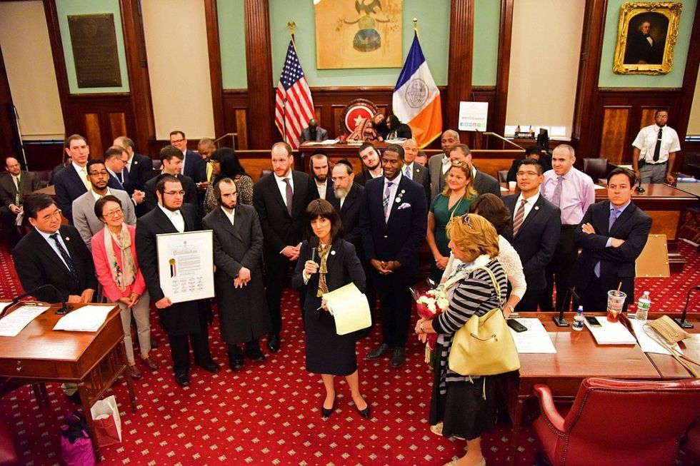 1200px-judge_freier_in_city_hall