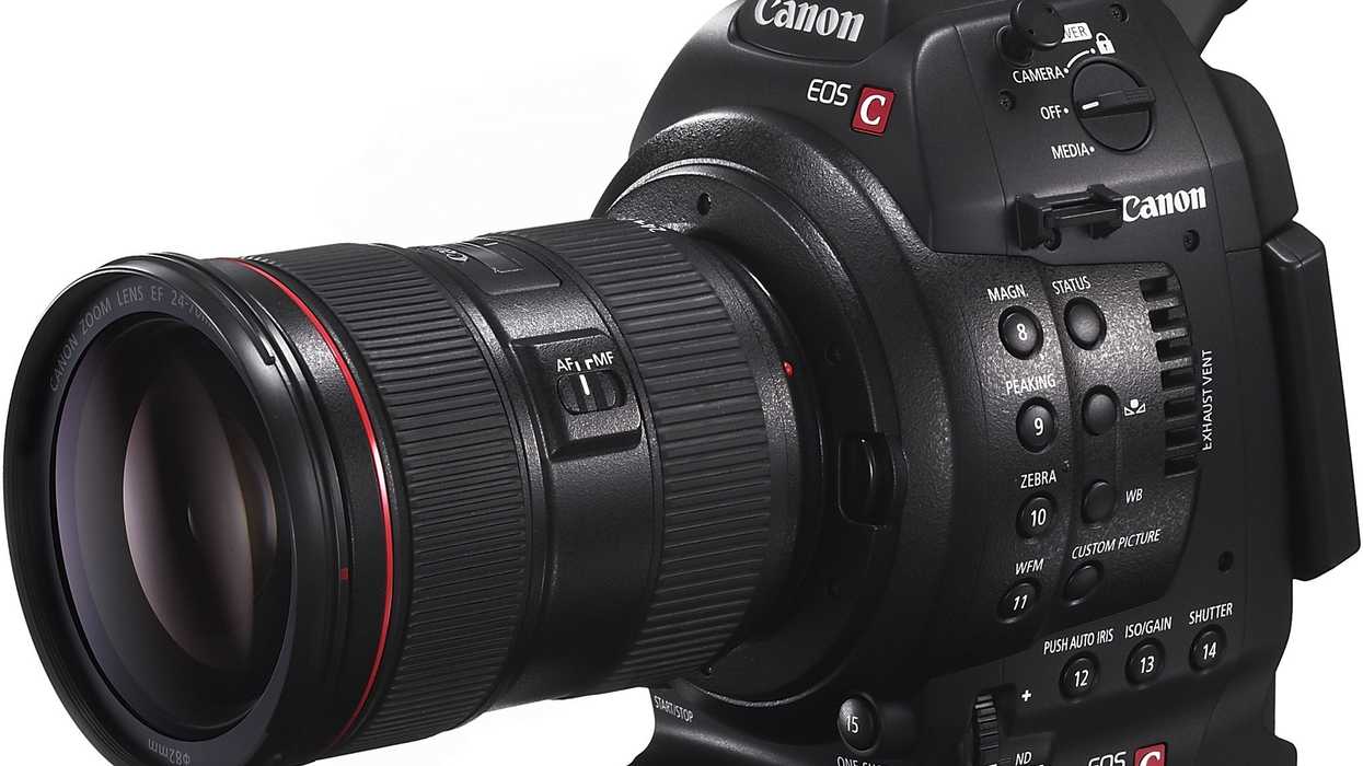 20120829_hires_eosc100_3qlens