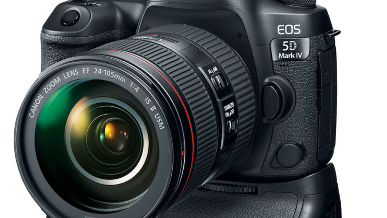 5D Mark IV with Battery Grip