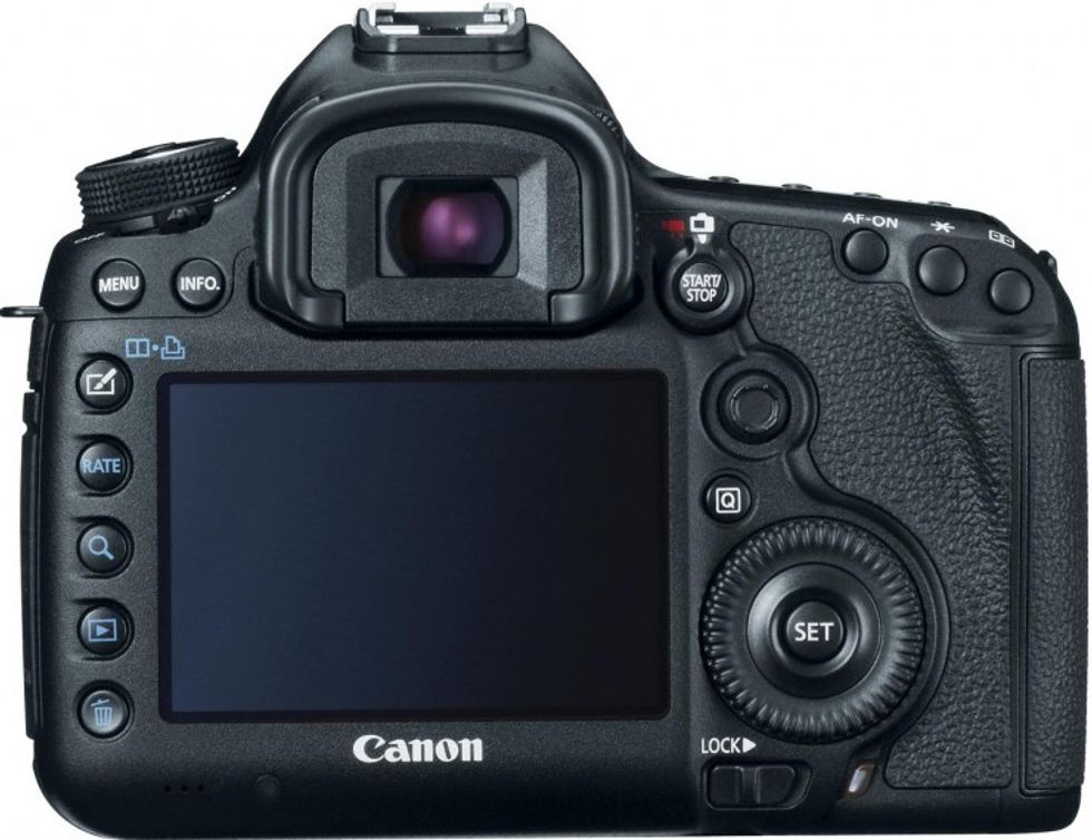 5d_markiii_body_back_cl-e1332787959935