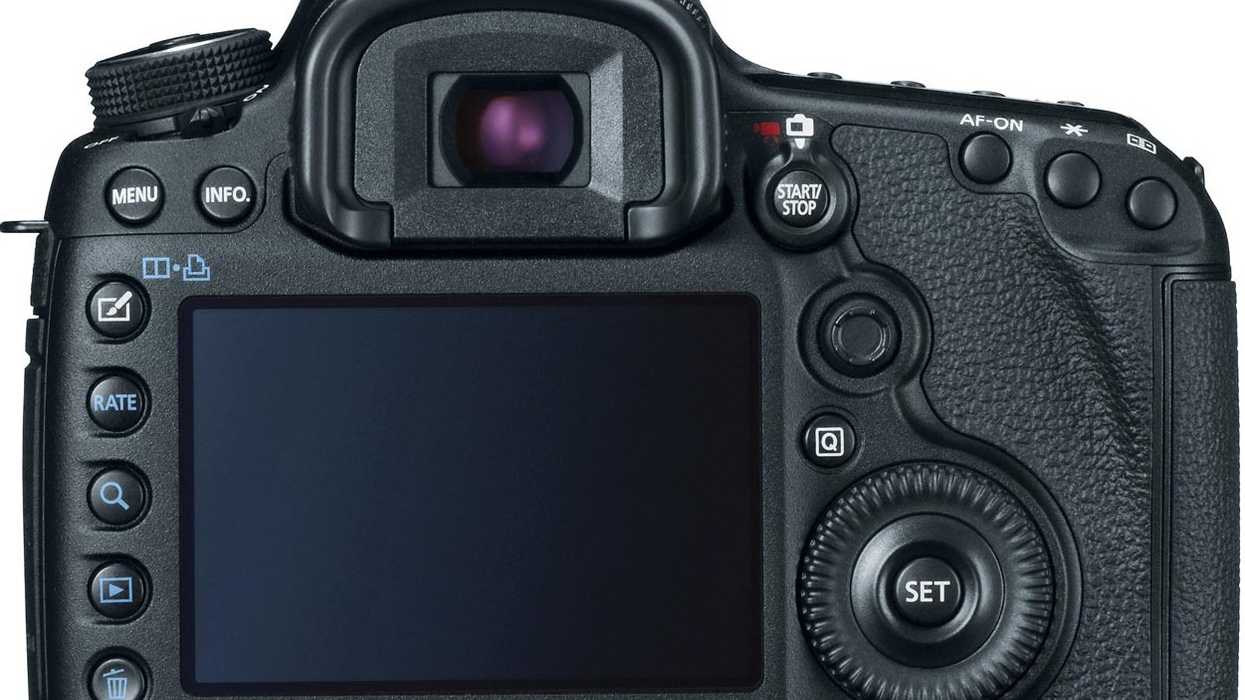 5d_markiii_body_back_cl-e1332787959935