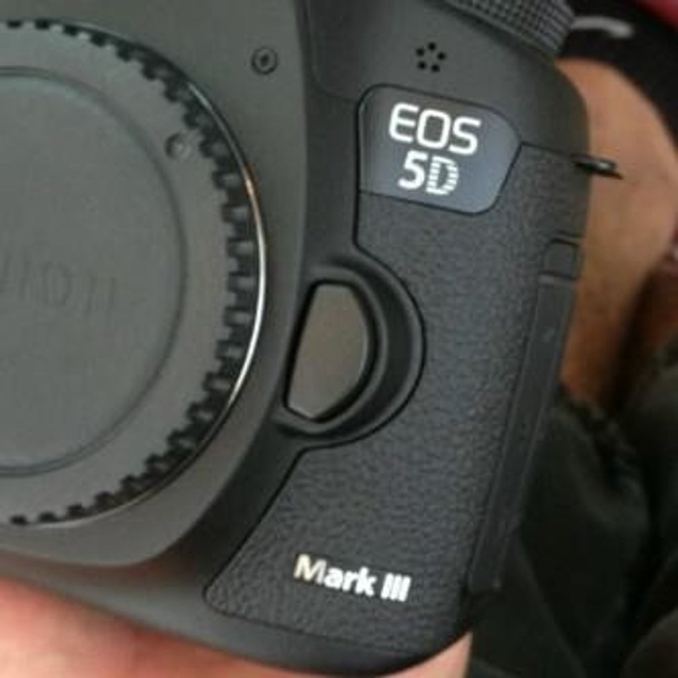 5dmarkiii_leak_1