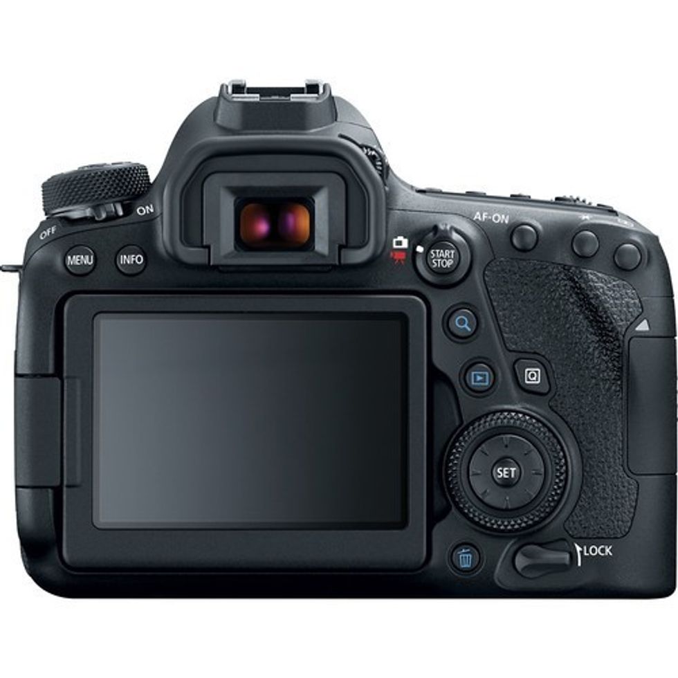 6d_mark_ii_back