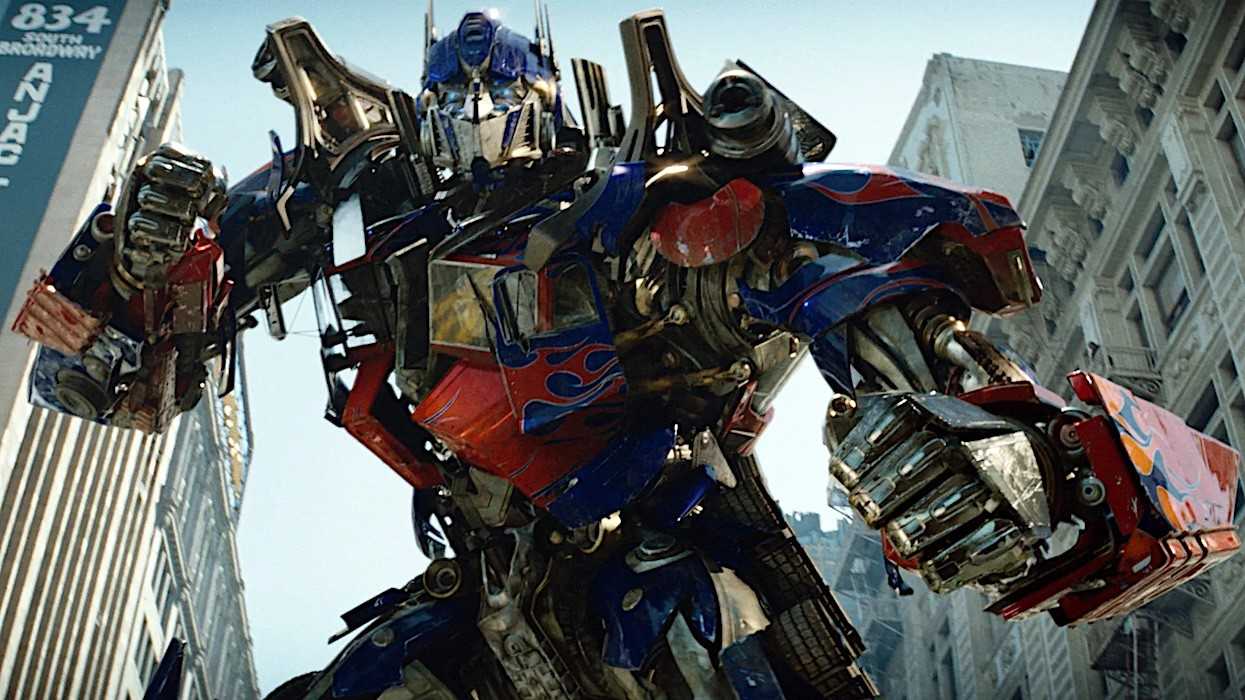 8 Iconic Michael Bay Movies, Ranked