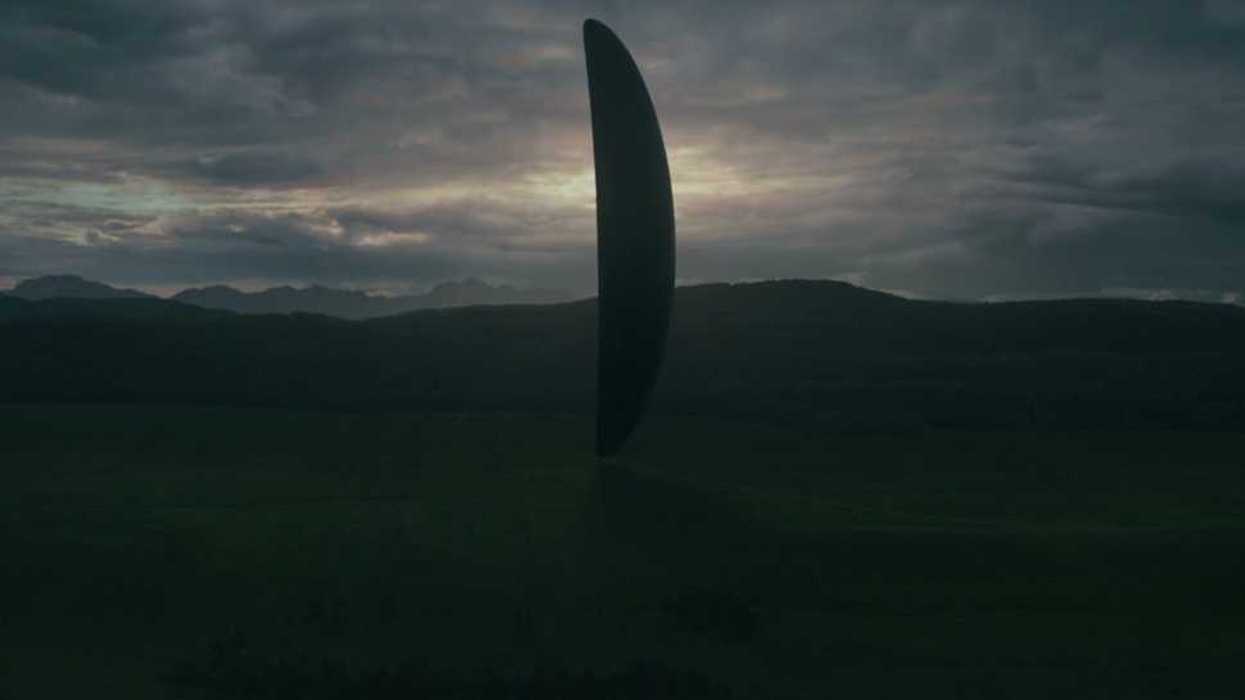 A still from Arrival (2016)