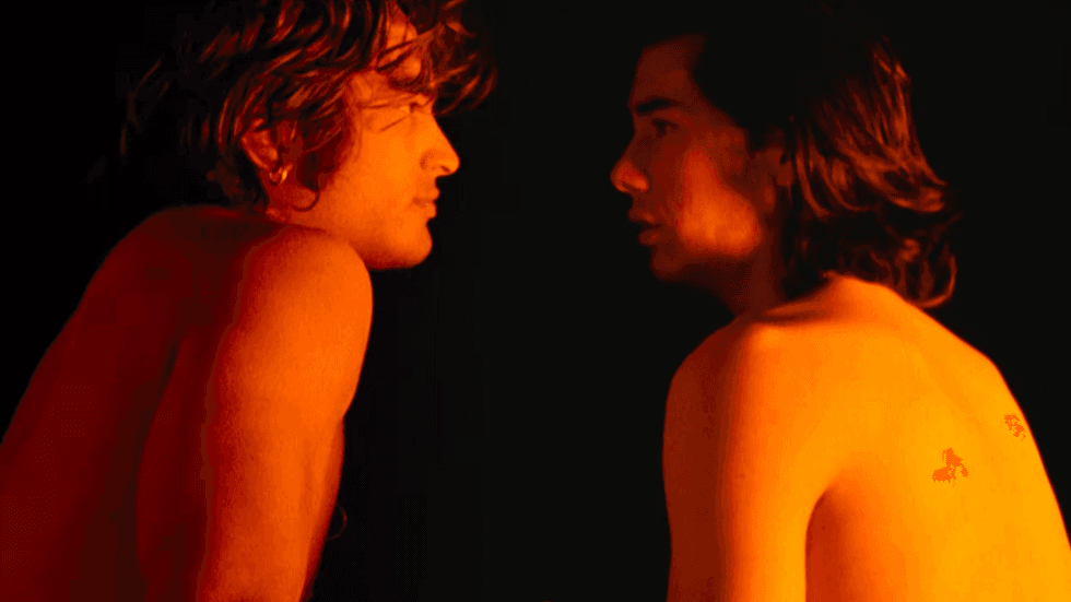 Actors James Duval (as Jordan White) and Johnathon Schaech (as Xavier Red) in a scene fromThe Doom Generation