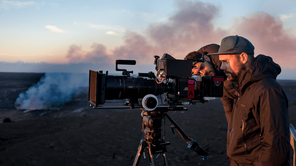 Adam_nd_tim_shooting_at_hawaii_volcanoes