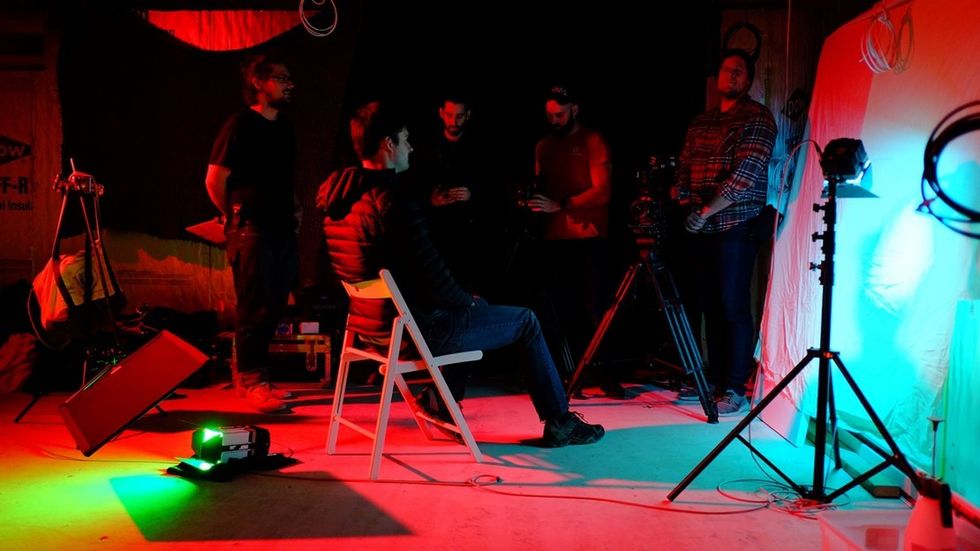 Shootout: ARRI Alexa Mini vs. RED Epic-W Helium | No Film School