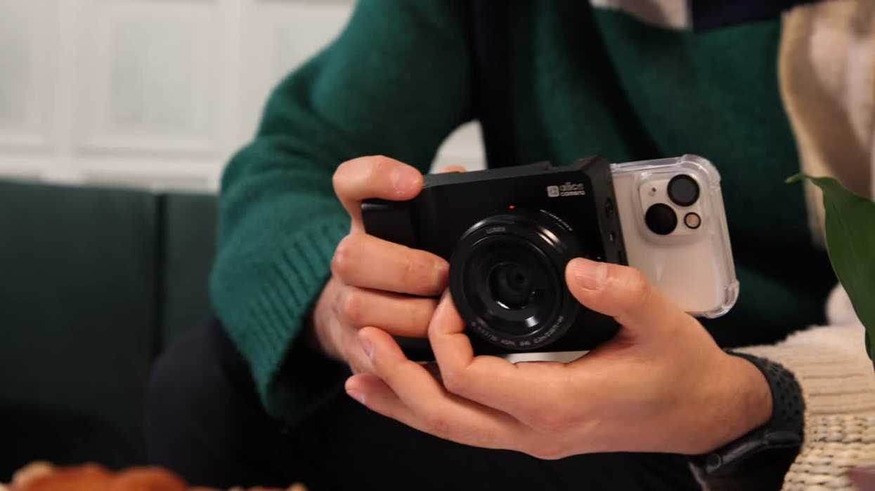 Turn Your Smartphone into an AI-Powered Micro-Four-Thirds Camera | No ...