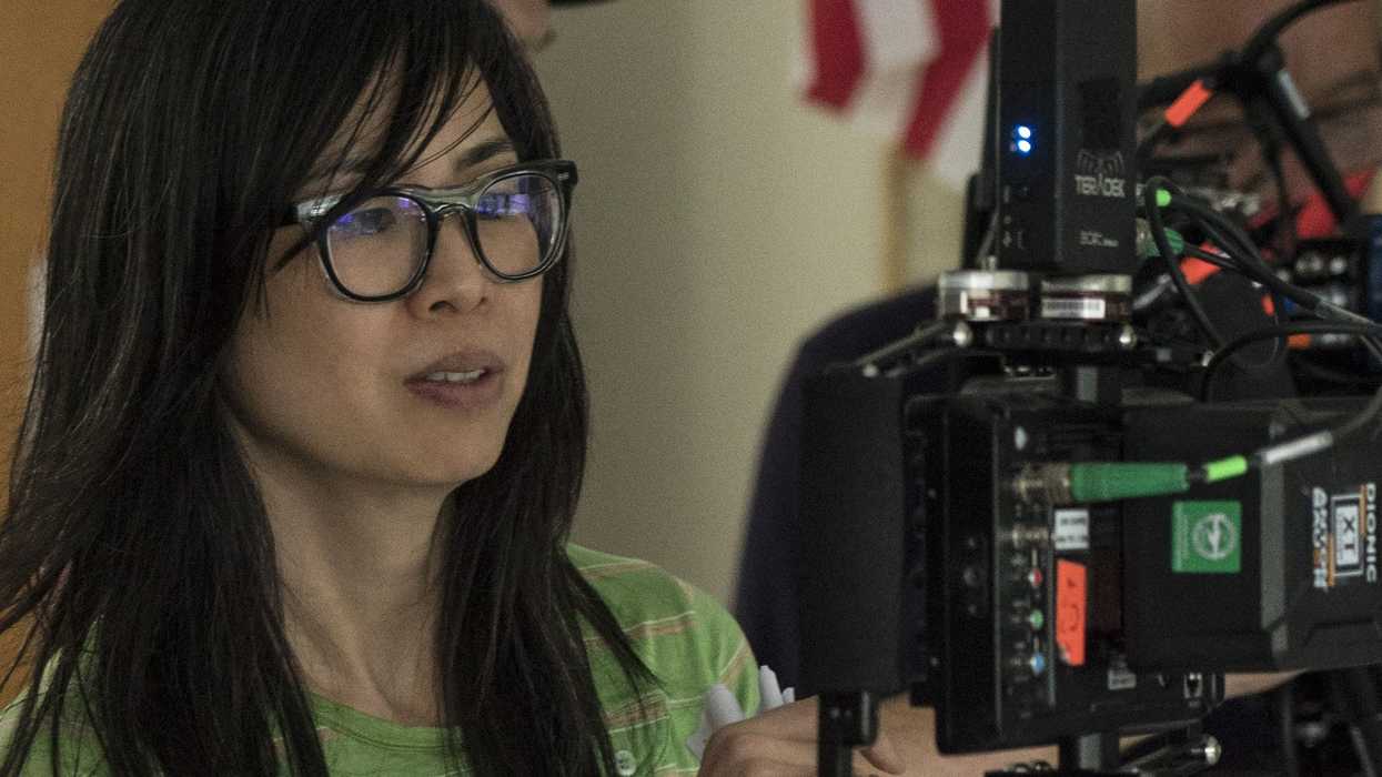 Alice_wu_on_set_of_the_half_of_it