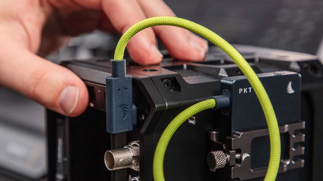 Angelbird Solid Flex cables