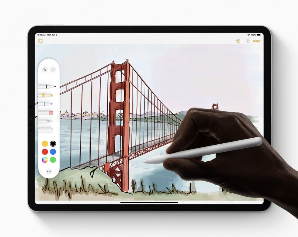 Apple_ipados_apple-pencil_060319_1