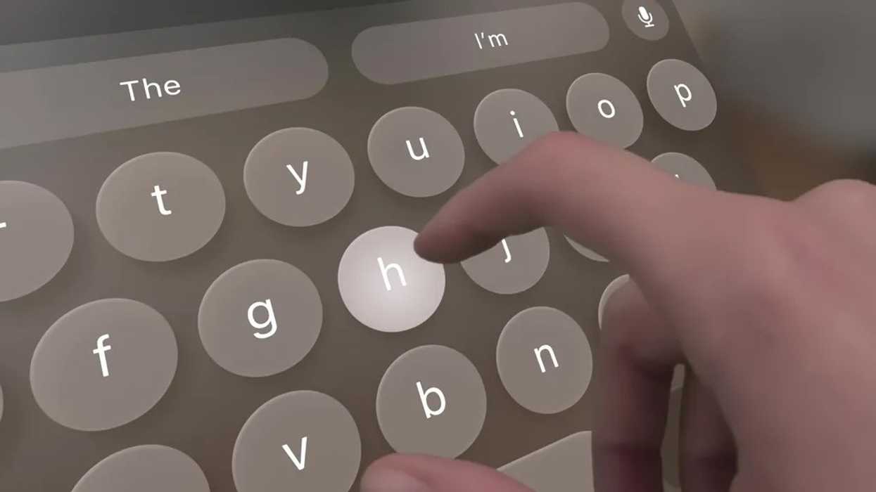 Apple_vision_pro_virtual_keyboard
