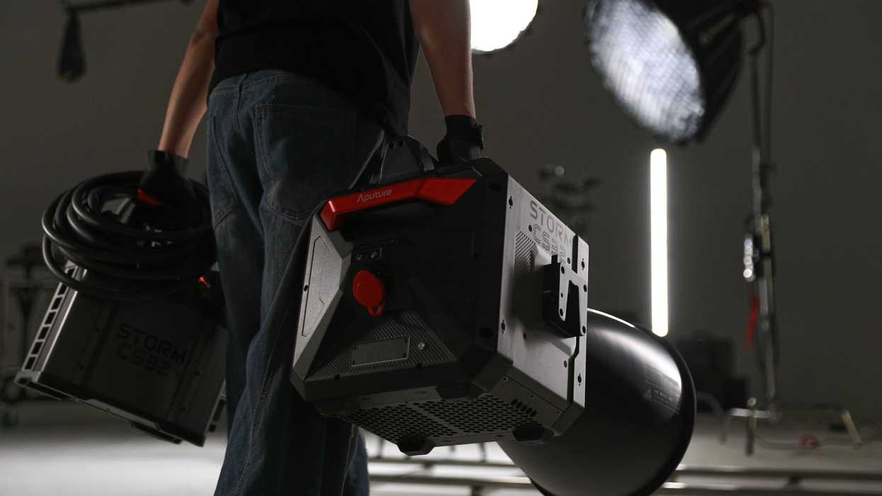 Aputure STORM CS32