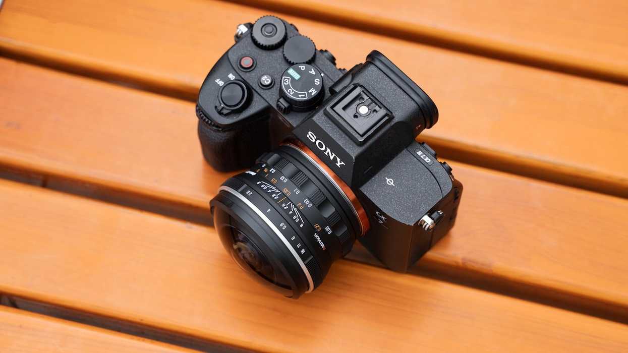 AstrHori 6mm f/2.8 Fisheye Lens