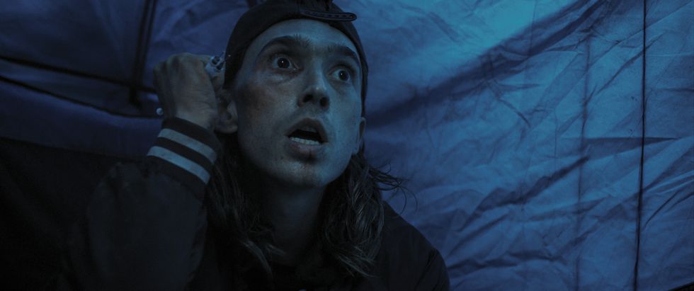 AUSTIN ABRAMS as James in New Line Cinema\u2019s \u201cWeapons,\u201d a Warner Bros. Pictures release.