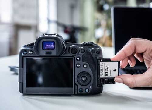 AV PRO SE CFexpress Type B Memory Cards