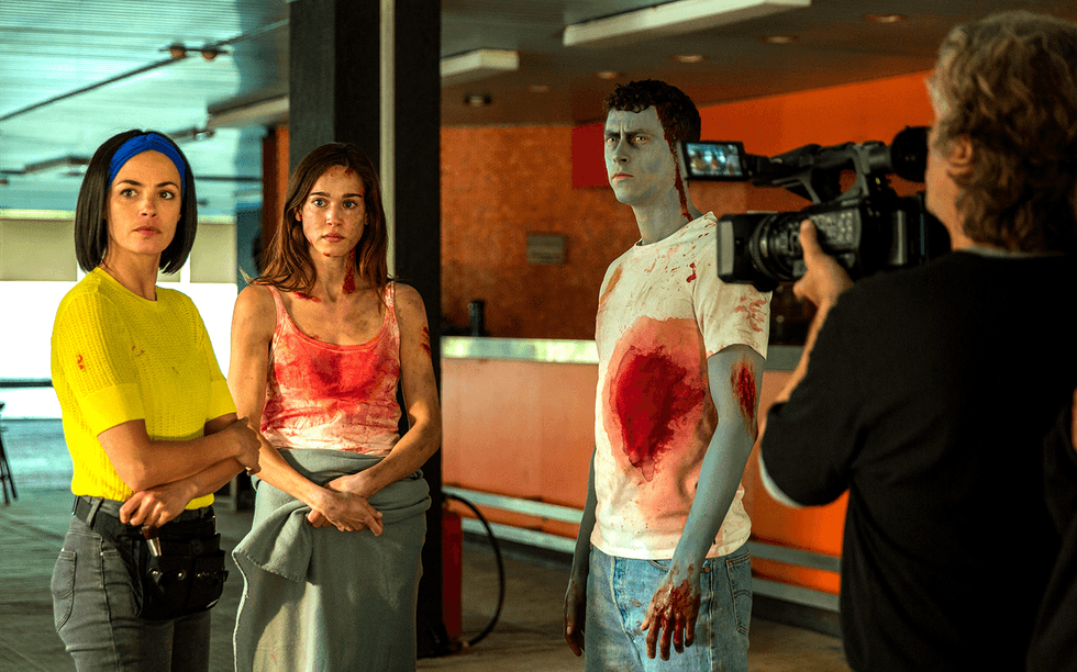 B\u00e9r\u00e9nice Bejo, Matilda Anna Ingrid Lutz, Finnegan Oldfield in "Final Cut."