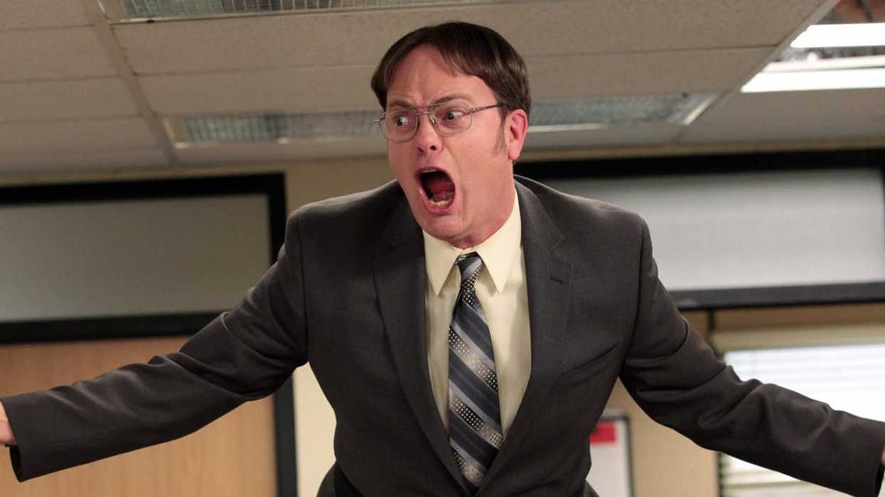 Backstory_dwith_thro_office