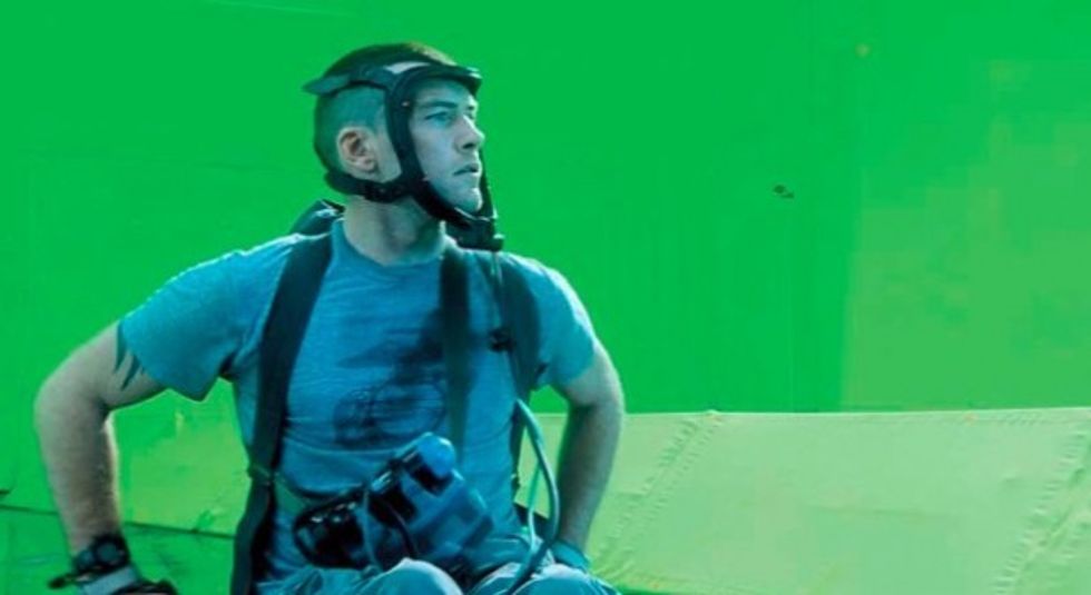 Before-vfx-tumblr-visual-effects-film-filmmaking-sfx-special-effects-blog-film-e1362063357851-616x336