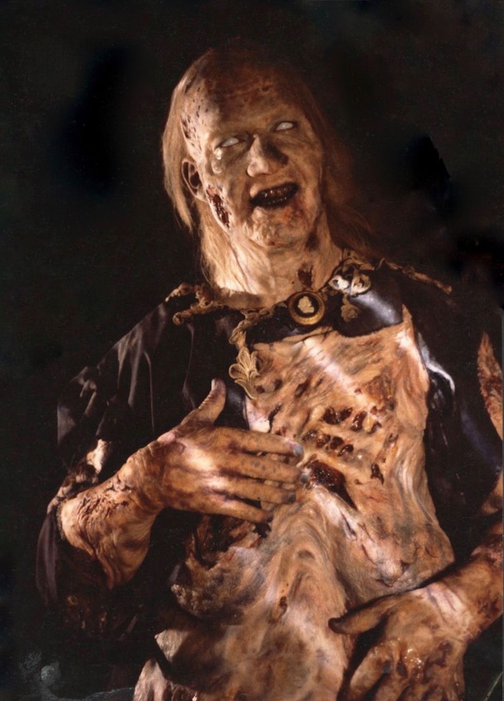 Behind the scenes of Evil Dead II
