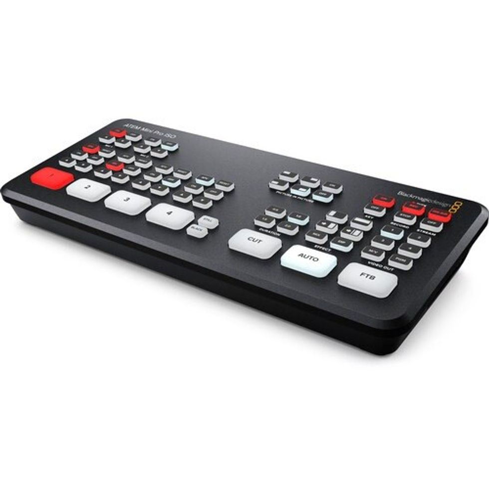 Blackmagic_design_swatemminibpriso_atem_mini_pro_iso_1596192628_1581059