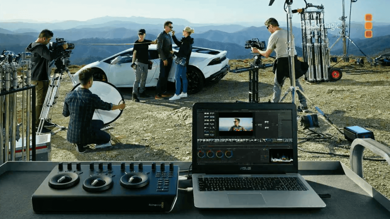 Blackmagic_mini_on_set