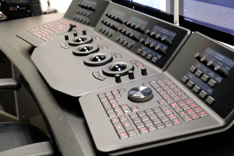Blackmagic_panels-1