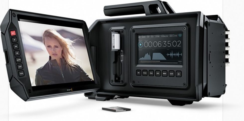 Blackmagic-ursa-flipout-recording