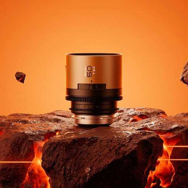 Blazar Remus II 50mm T2.4 Full Frame 1.5X Anamorphic Lens