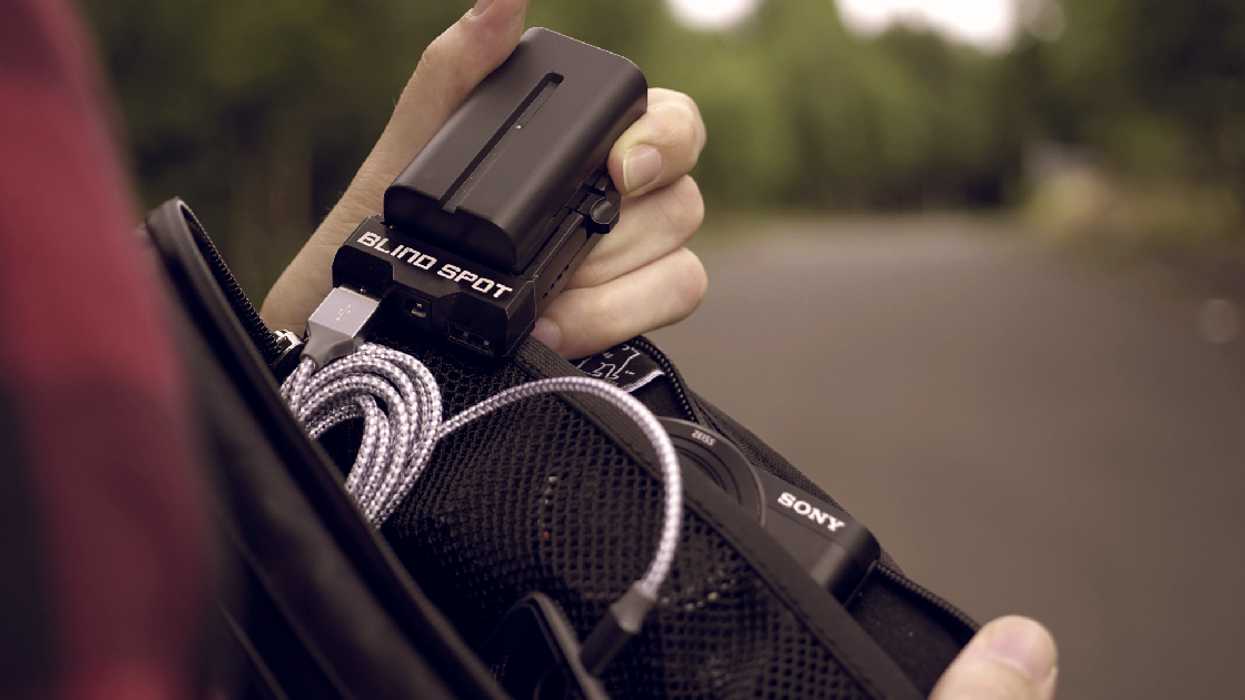 Blind_spot_gear_kickstarter_power_junkie_charging