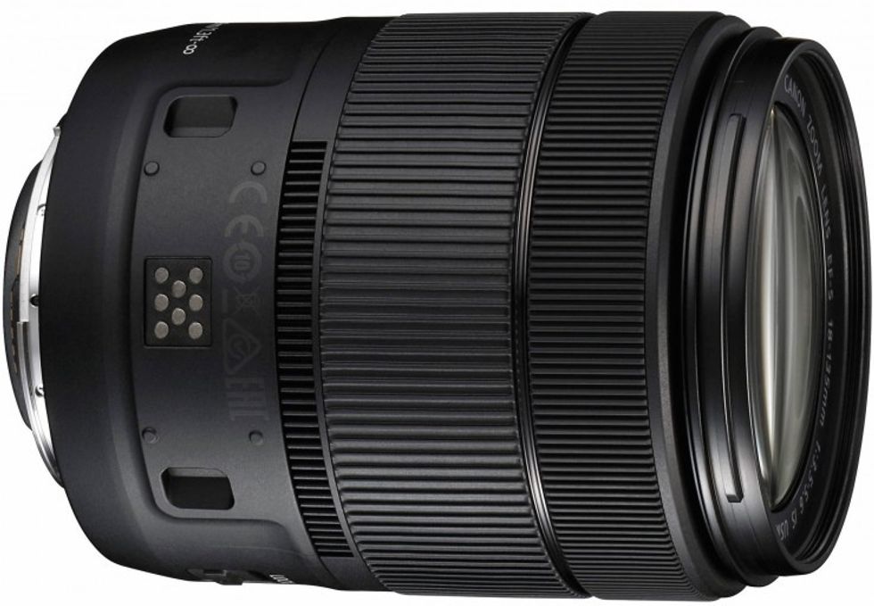 Canon 18-135mm Lens Bottom