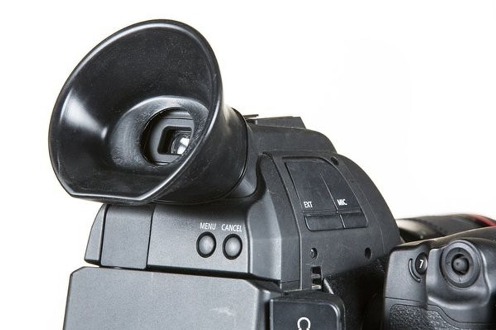 Canon_c100_c-cup_miller_and_schneider