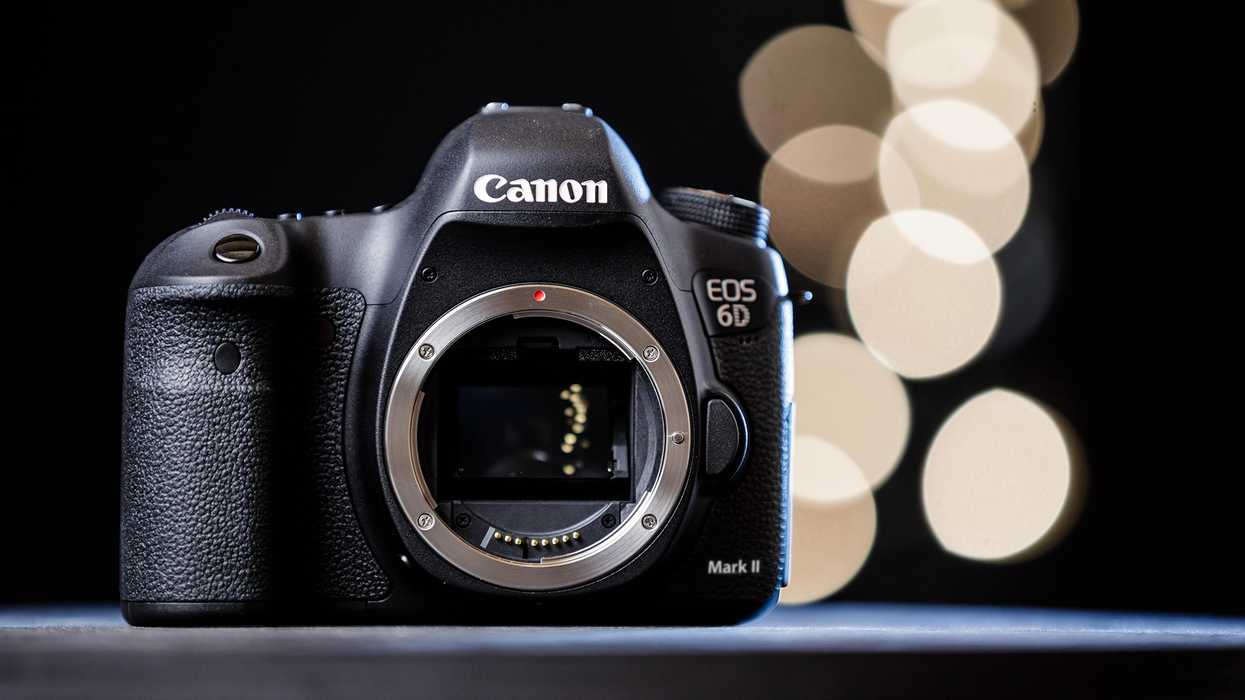 Canon_eos_6d_mark-ii