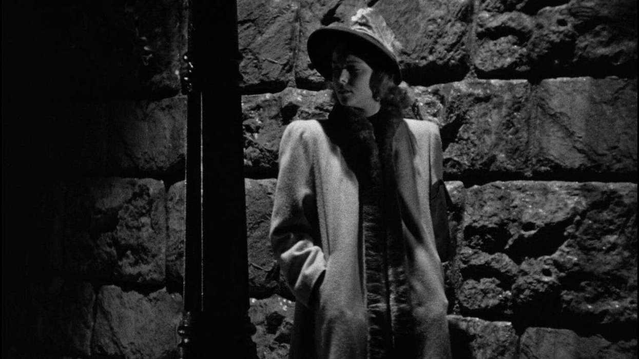 Cat People (1942)