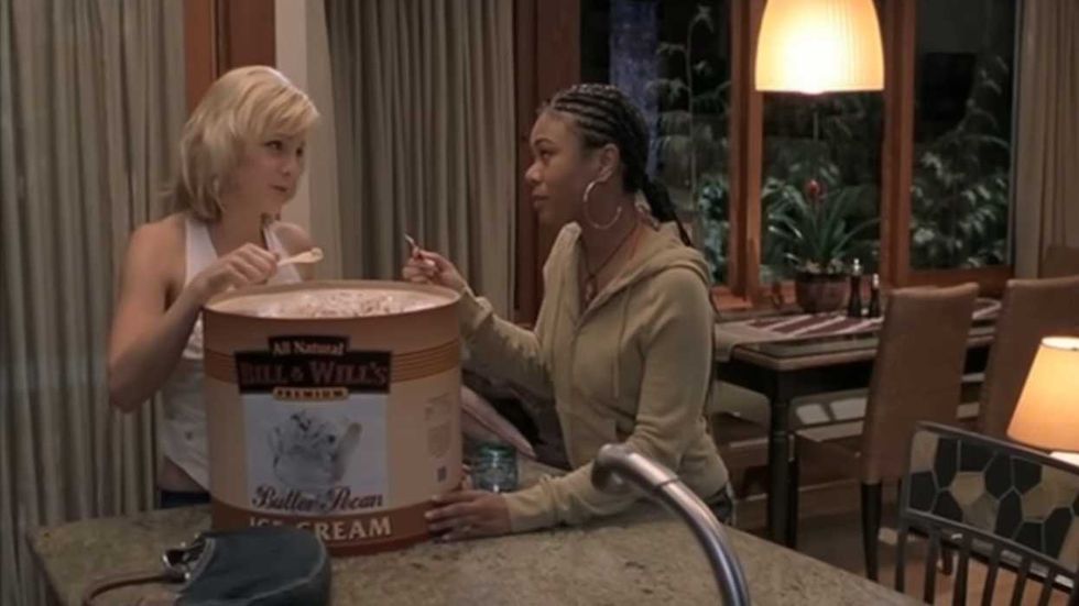 Cindy and Brenda eating from a giant container of ice cream in Scary Movie 3