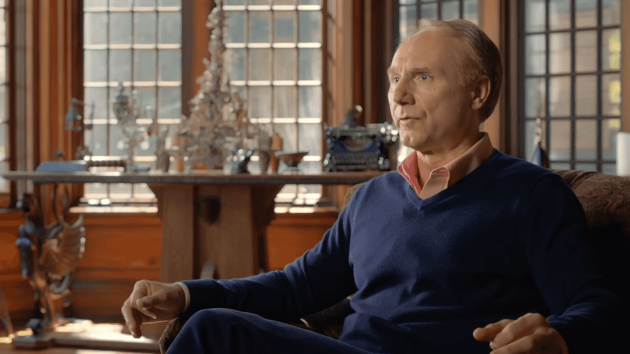 Dan Brown’s 13 Writing Tips That Build Page-Turners