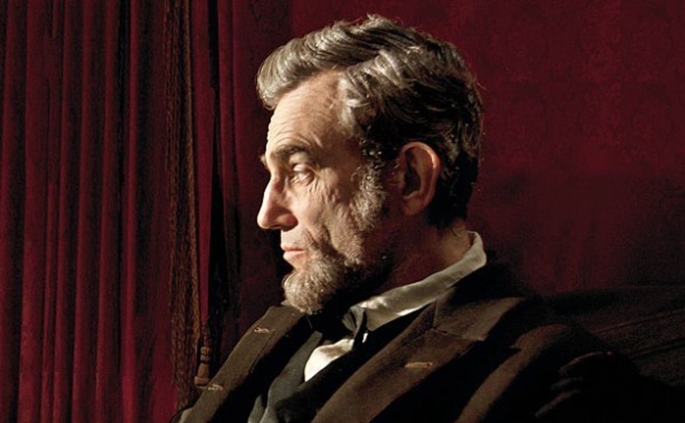 Daniel-day-lewis-lincoln1-600x371