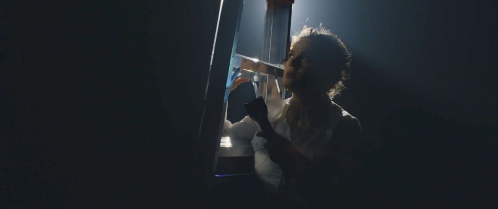Dim_the_fluorescents_5