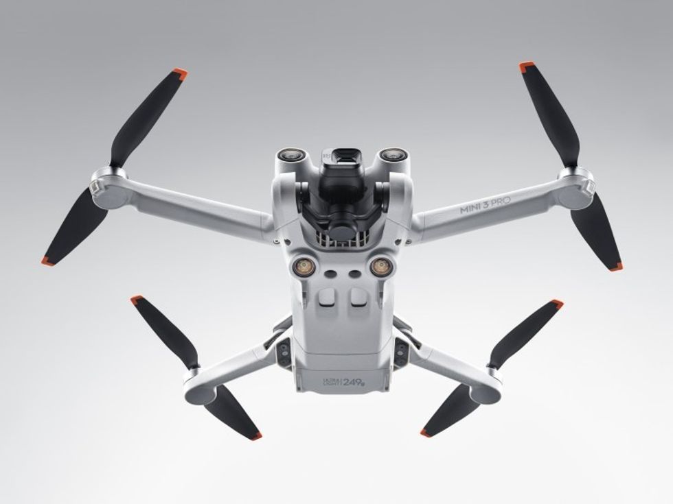 Dji_mini_3_pro_-_close-up_02