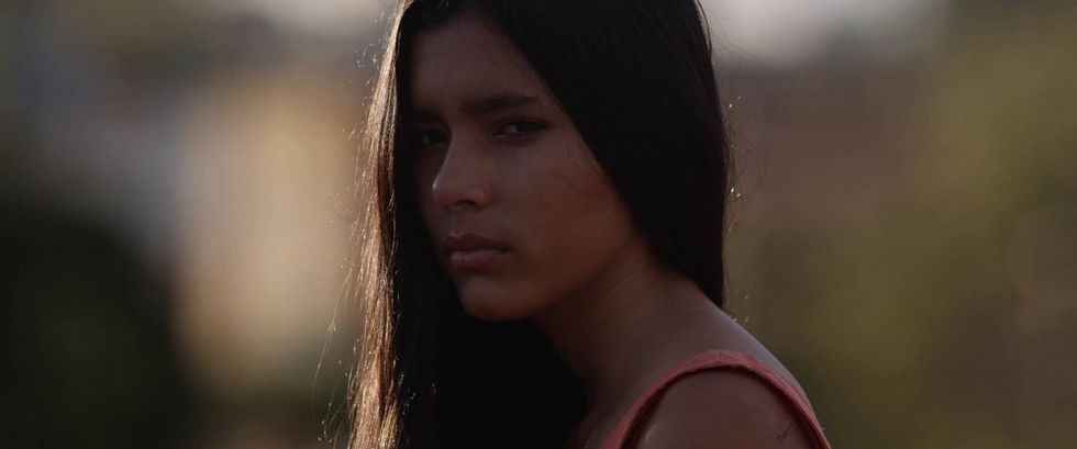 Dont-swallow-my-heart-alligator-girl-film-still-4_31095546922_o