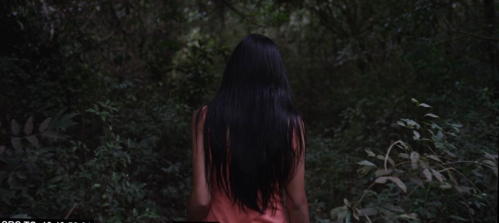 Dont-swallow-my-heart-alligator-girl-film-still-6_31118906580_o