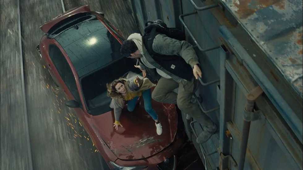 Emily Blunt and Josh O’Connor in ‘Disclosure Day’