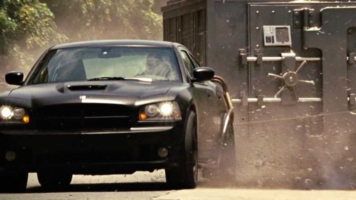 Fastfive-vaultstunt
