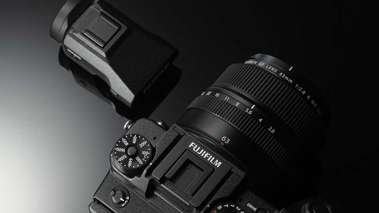 Fjujifilm_gfx_50s_viewfinder_0