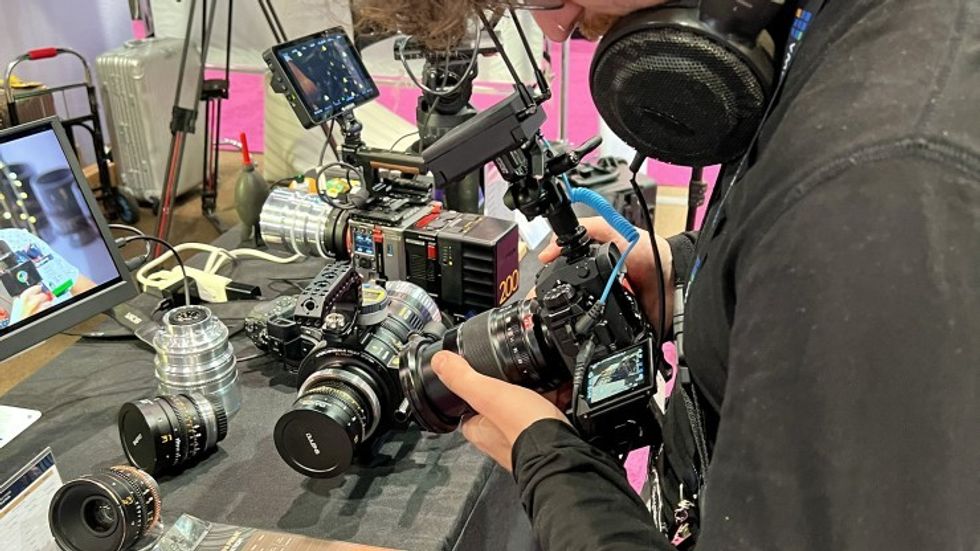 Fujifilm X-H2s shooting B-Roll